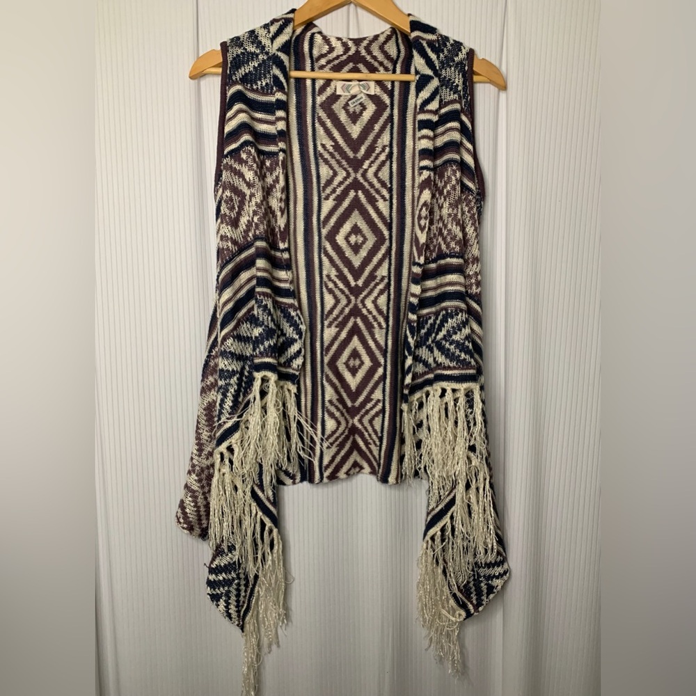 Pink Rose - Open Front Sleeveless Cardigan W/ Waterfall Collar And Fringe Detail